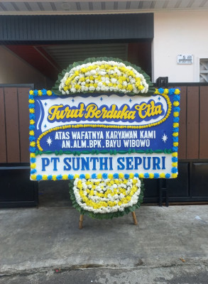 Papan Bunga Duka di Mauk Timur
