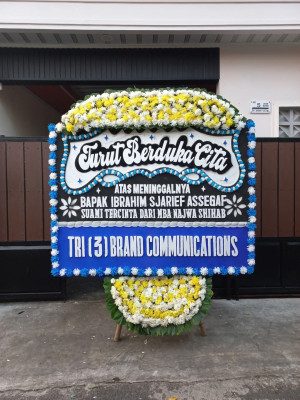 Papan Bunga Duka di Mauk Timur